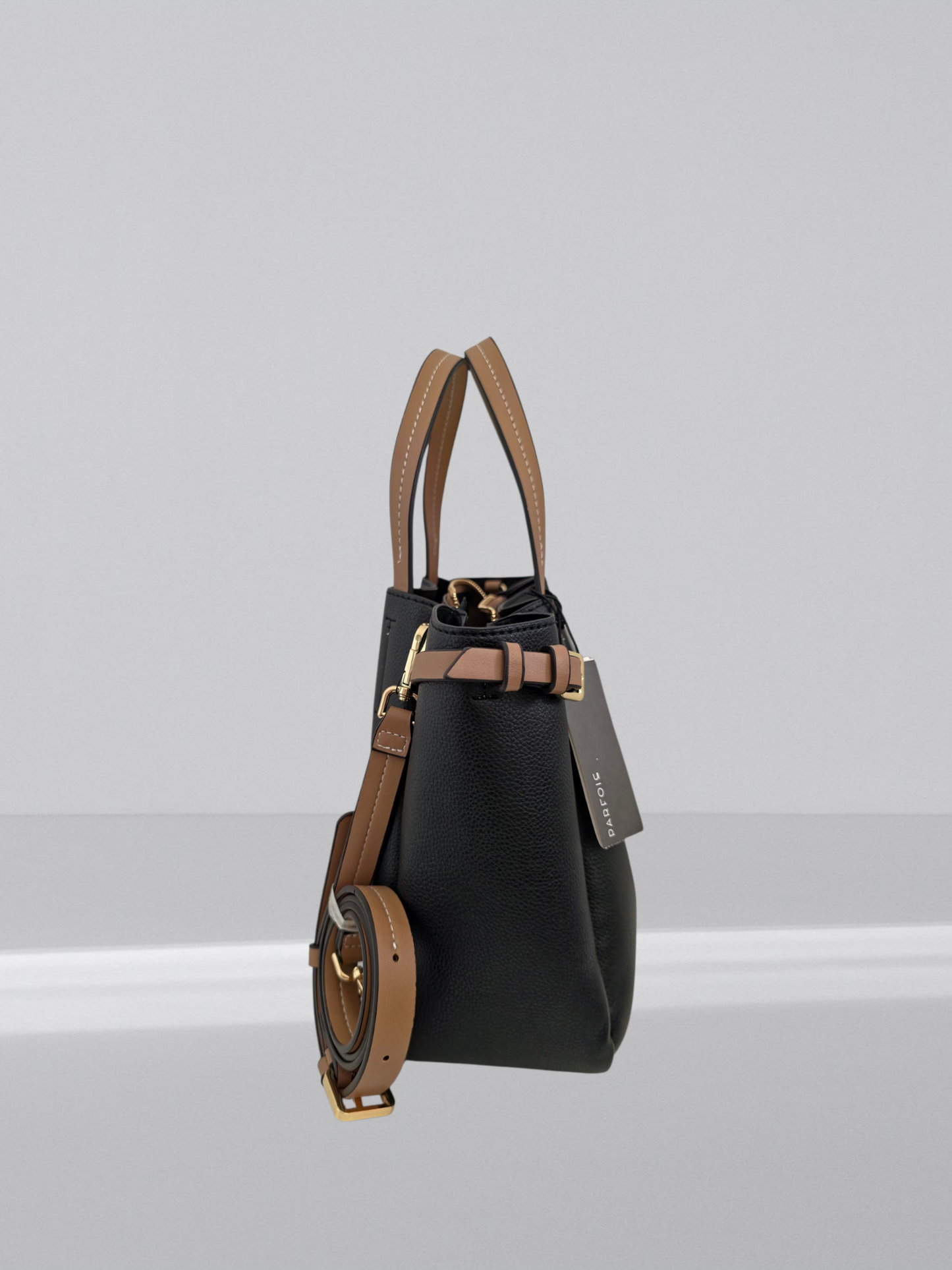 Bolso mediano de piel